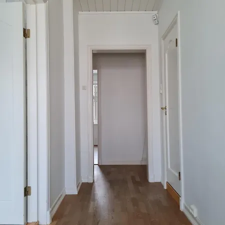Apartamento 5 Bedrooms House In - 5 Mins Walk From Station *